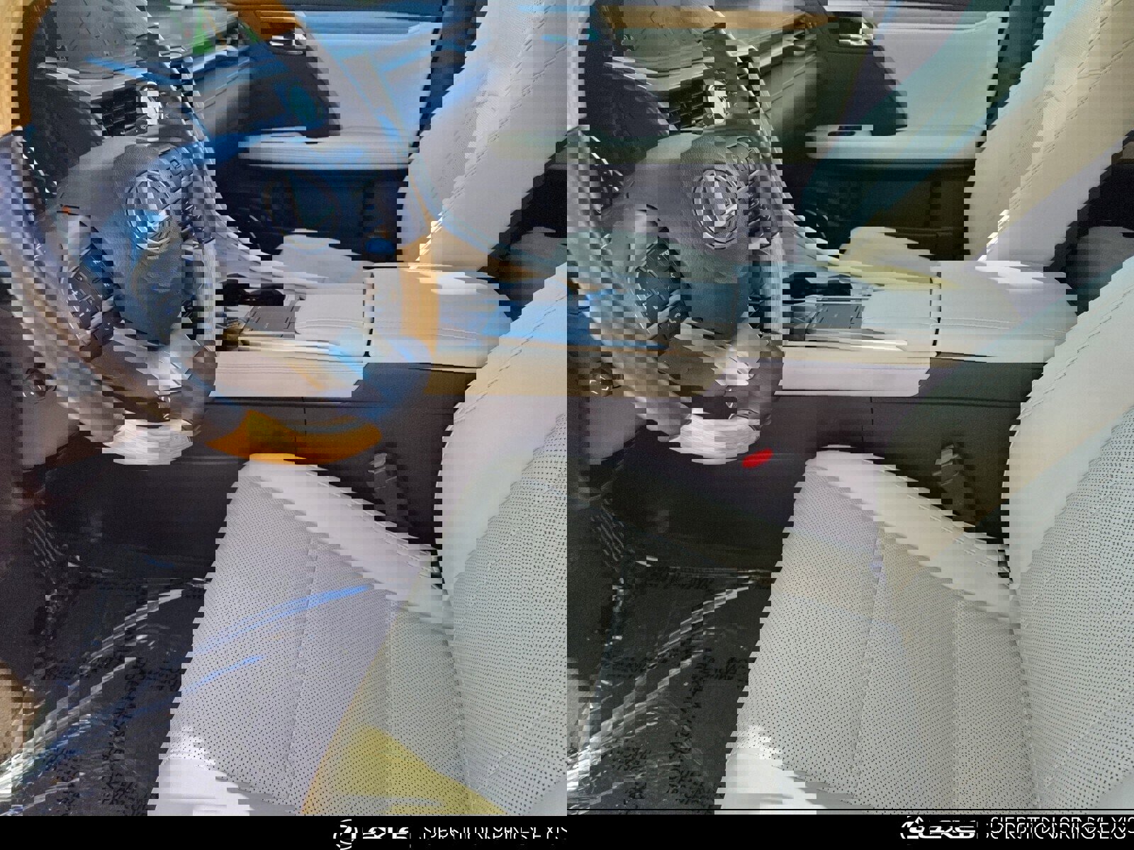 Certified 2020 Lexus RX 450hL AWD w/ Premium Package image 11