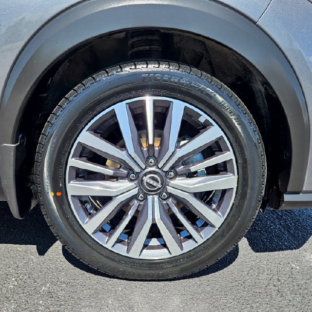 Used 2023 Nissan Kicks SV FWD image 29