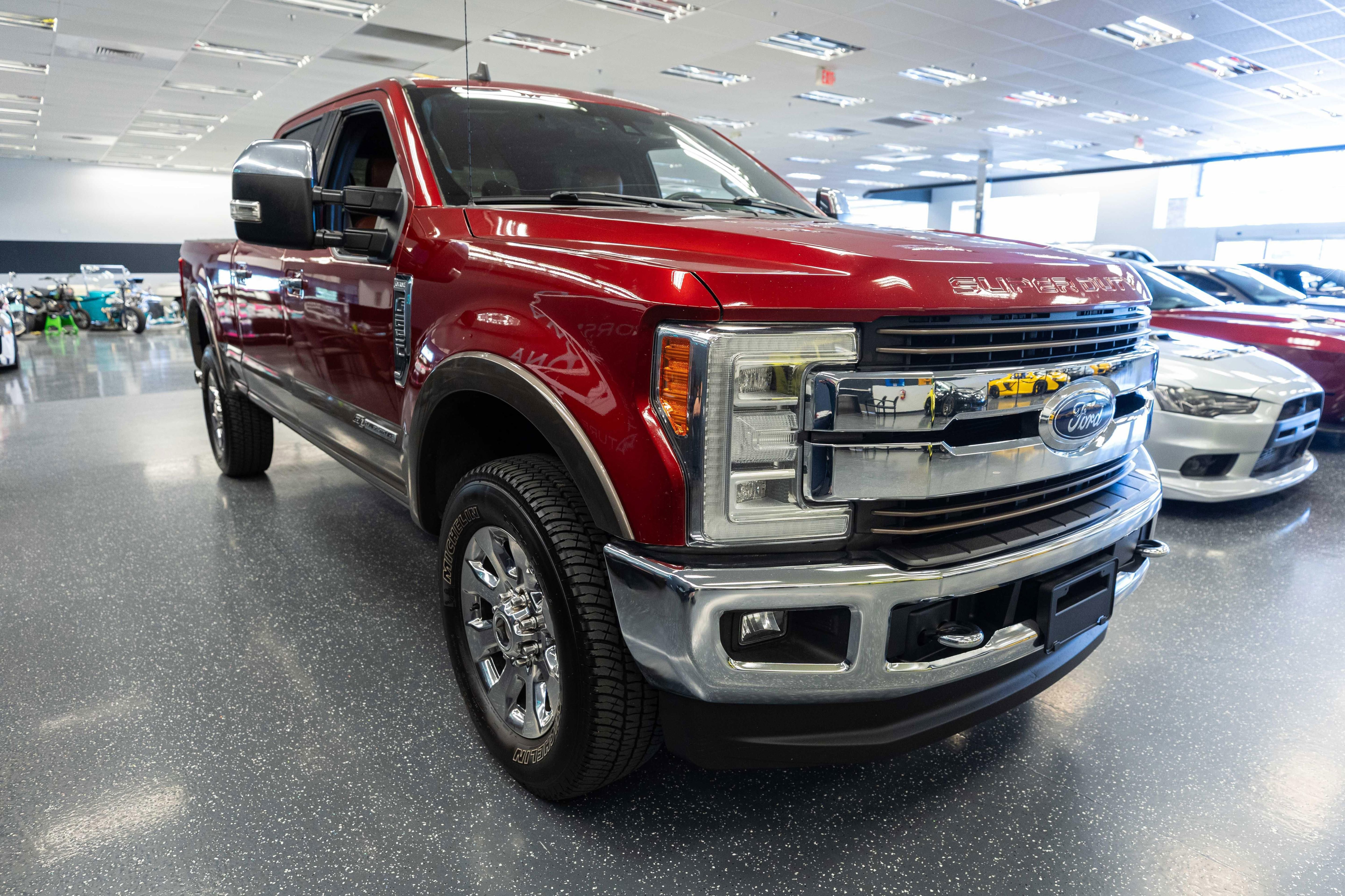 Used 2019 Ford F250 King Ranch w/ King Ranch Ultimate Package AWD/4WD image 3