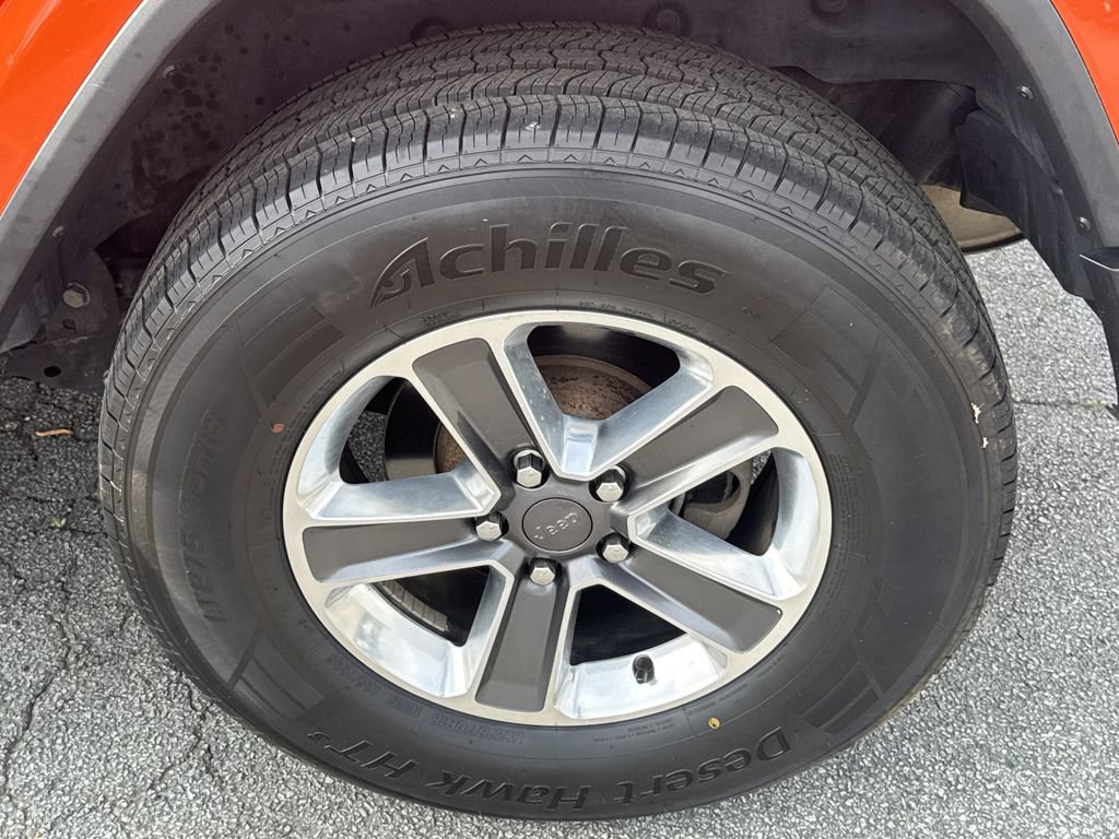 Used 2019 Jeep Wrangler Unlimited Sahara image 19