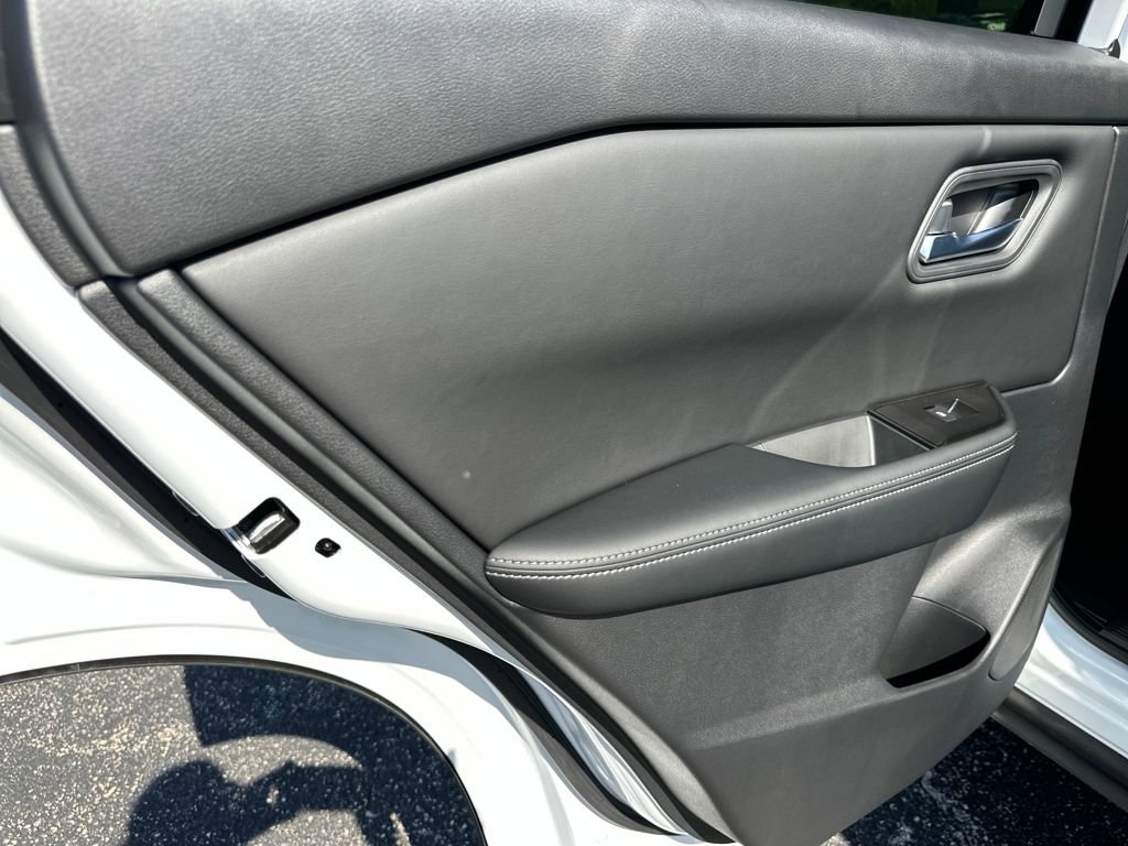 New 2026 Nissan Rogue SV image 14