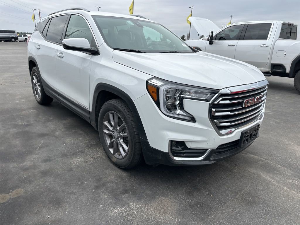 Used 2024 GMC Terrain SLT image 7