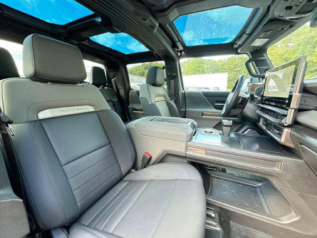 Used 2024 GMC Hummer EV 3X w/ Omega Edition AWD/4WD image 31