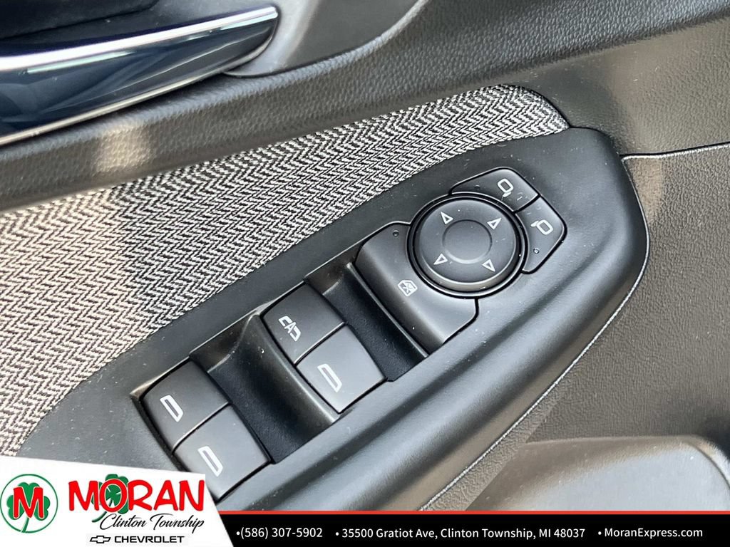 Used 2021 Chevrolet TrailBlazer LT w/ Convenience Package FWD image 17