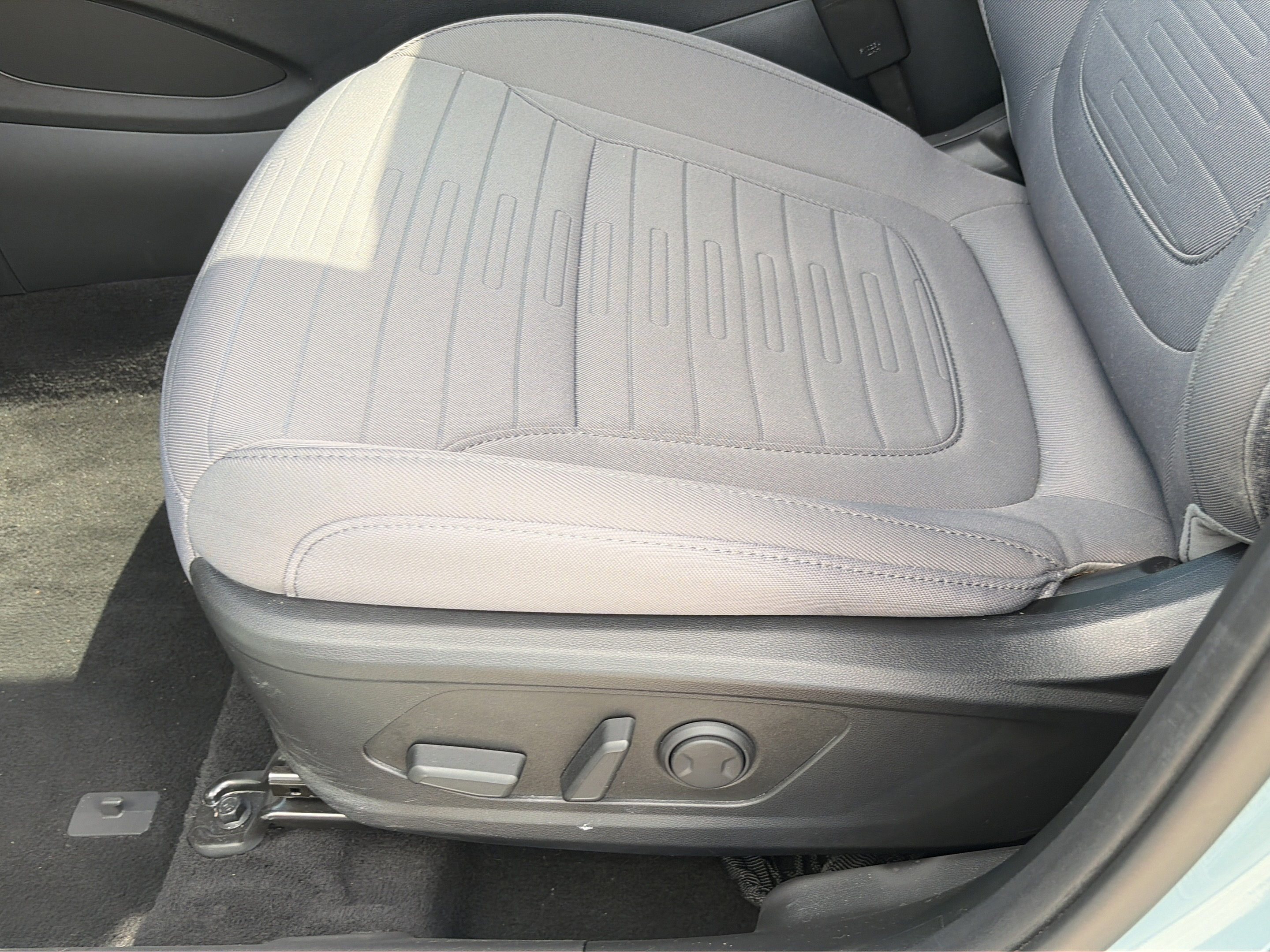 Certified 2024 Hyundai Santa Cruz SEL w/ Activity Package FWD image 16