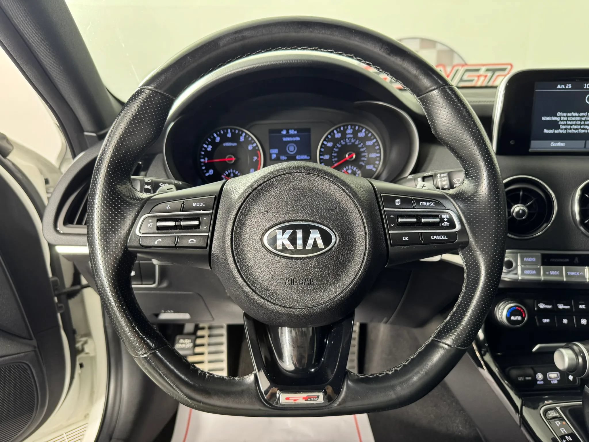 Used 2021 Kia Stinger GT-Line RWD image 13