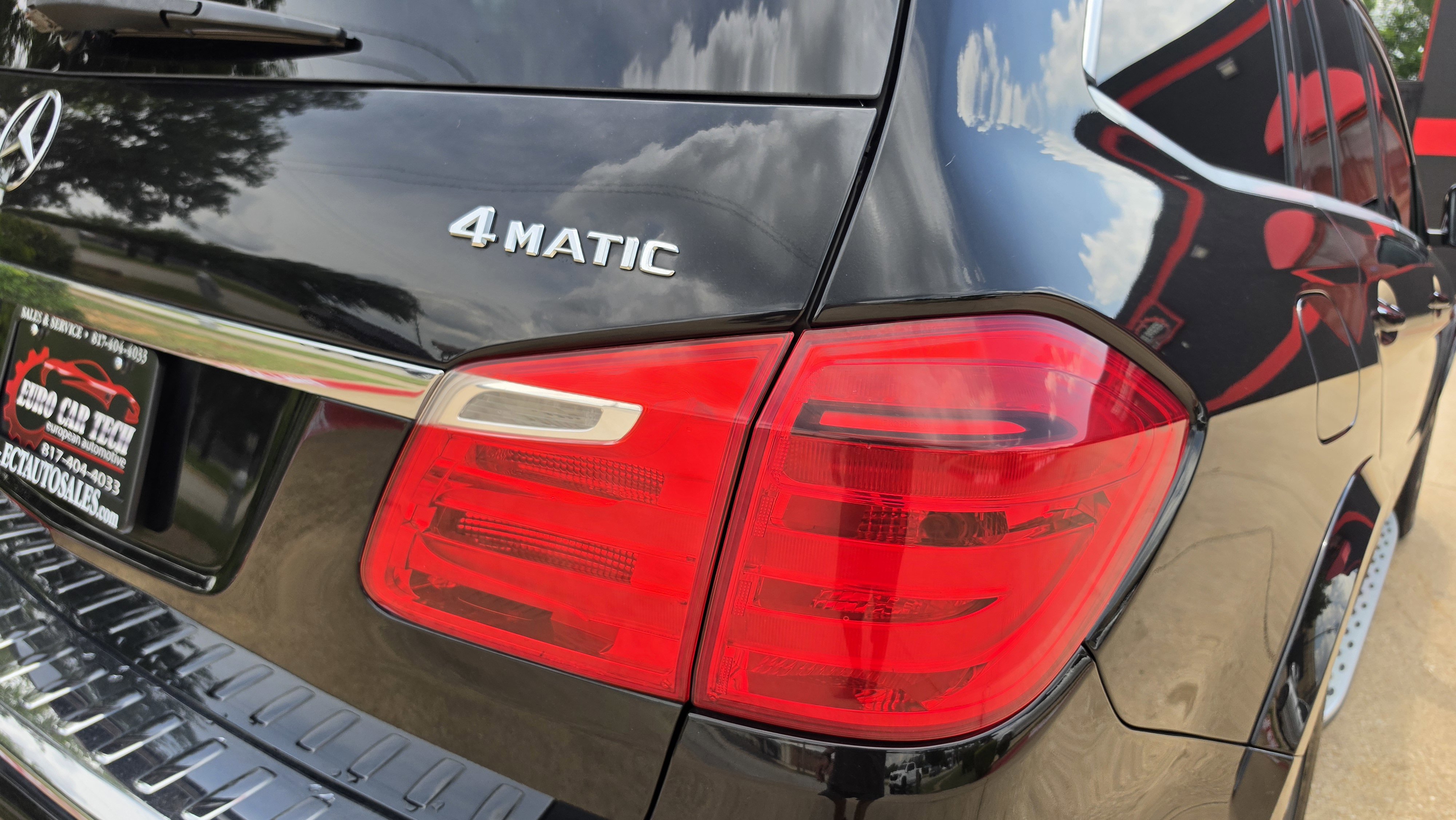 Used 2013 Mercedes-Benz GL 550 4MATIC image 9