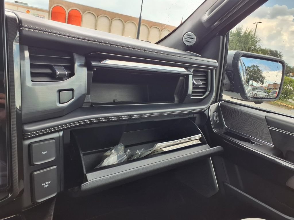 Used 2023 Ford F150 Lightning Platinum AWD/4WD image 35