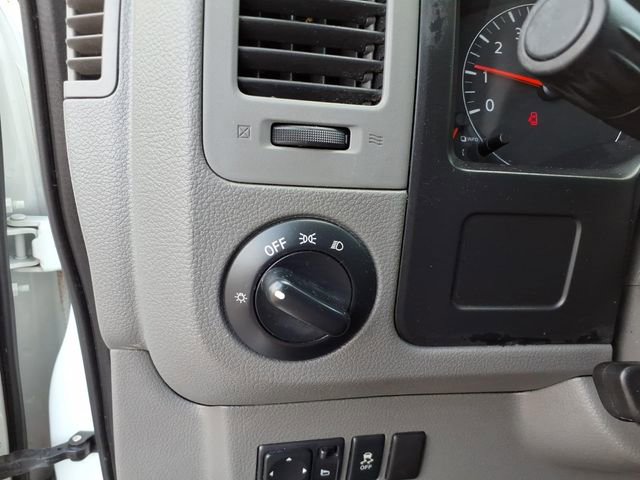 Used 2018 Nissan NV 3500 S RWD image 11
