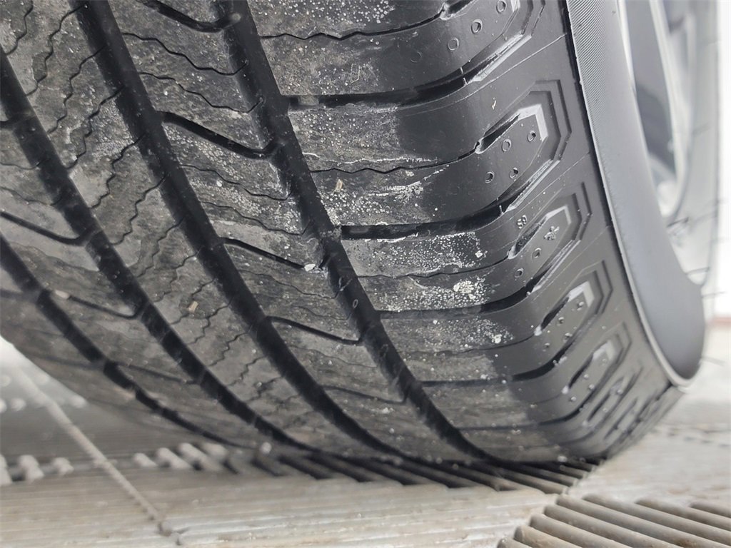 Used 2019 Honda CR-V Touring image 15