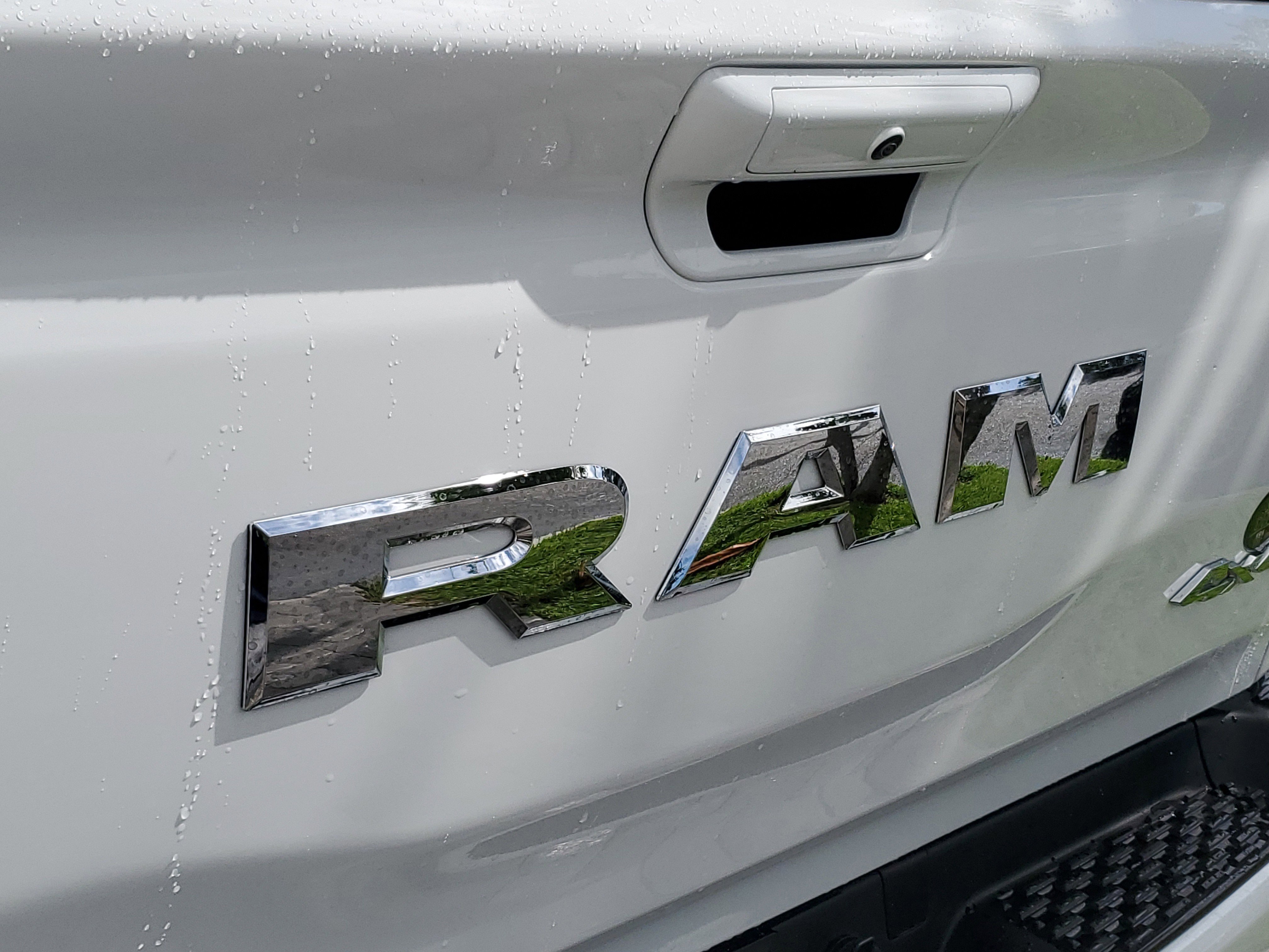 Used 2025 RAM 1500 Limited w/ Bed Utility Group image 9