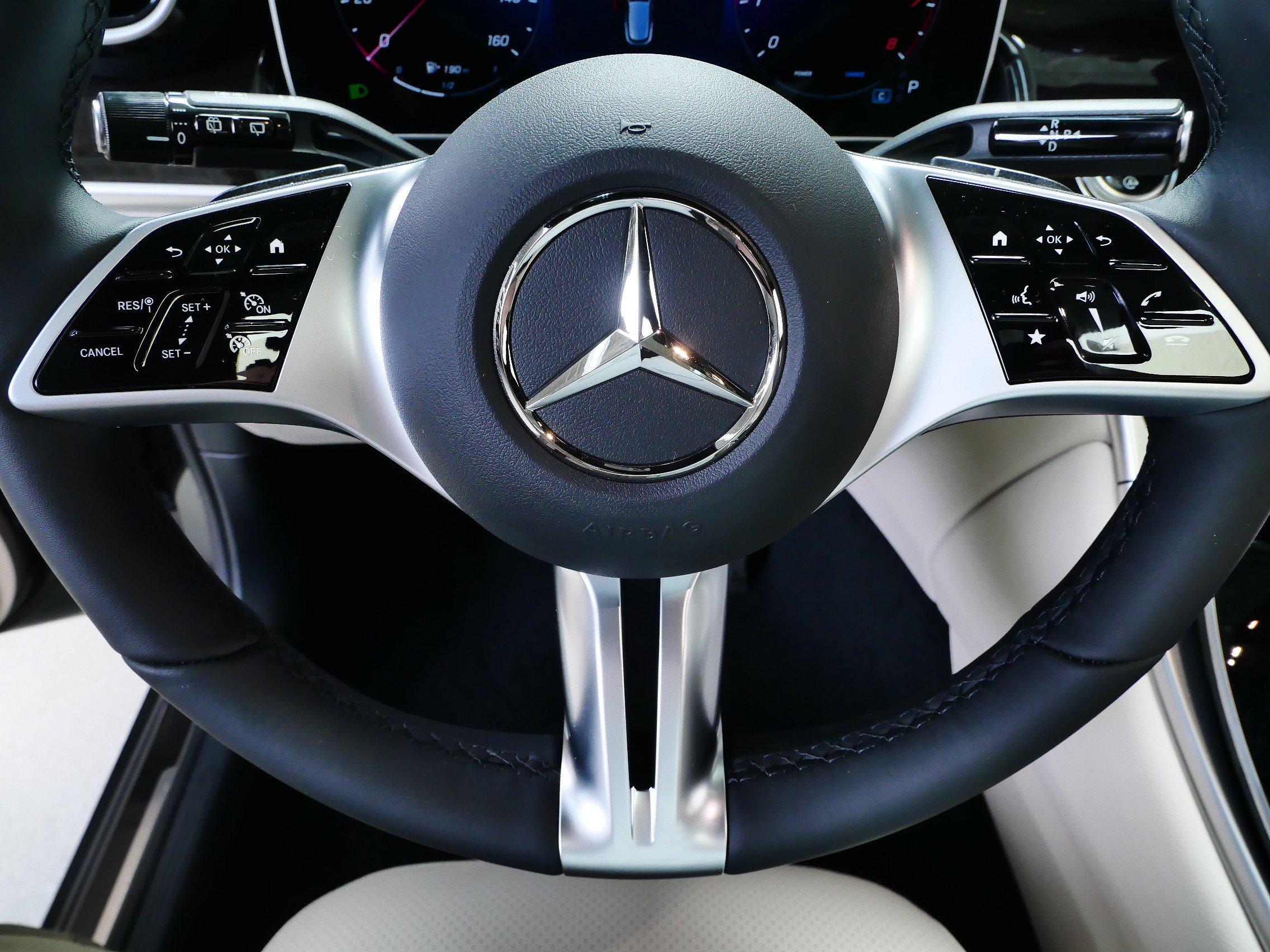 New 2026 Mercedes-Benz GLC 300 4MATIC image 10