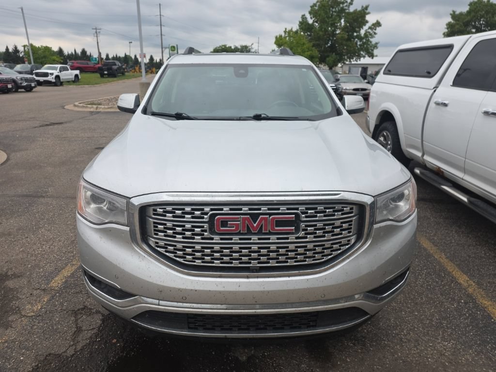 Used 2019 GMC Acadia Denali w/ Technology Package AWD/4WD image 5