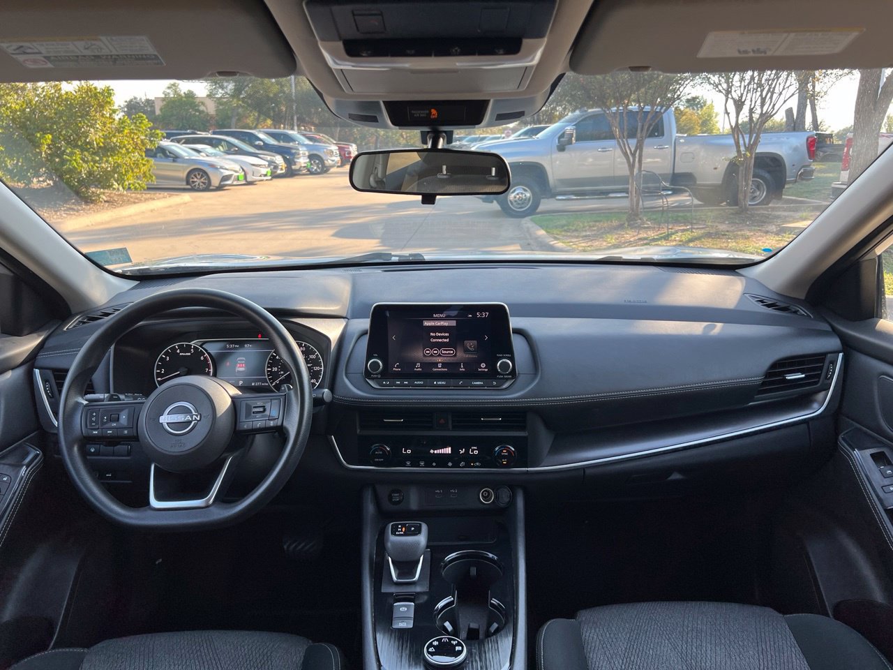 Used 2024 Nissan Rogue SV AWD/4WD image 13