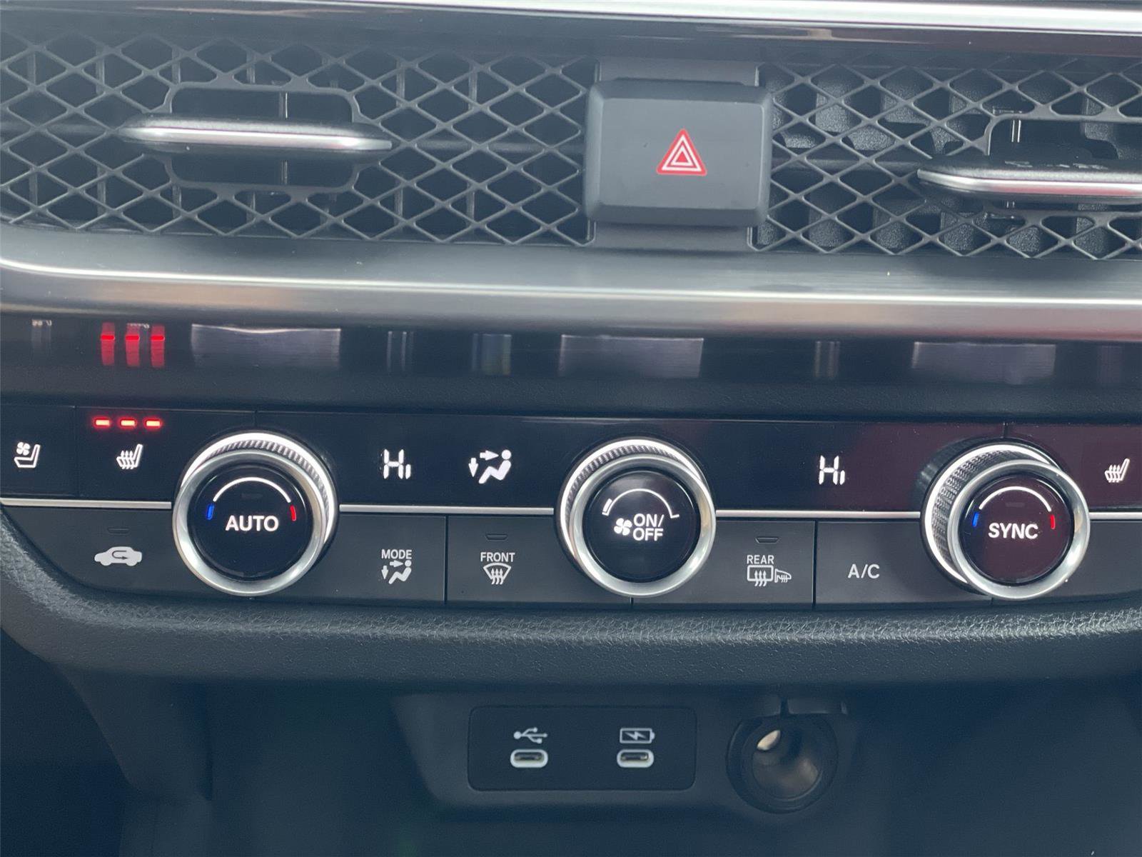 Certified 2025 Acura ADX A-Spec image 19