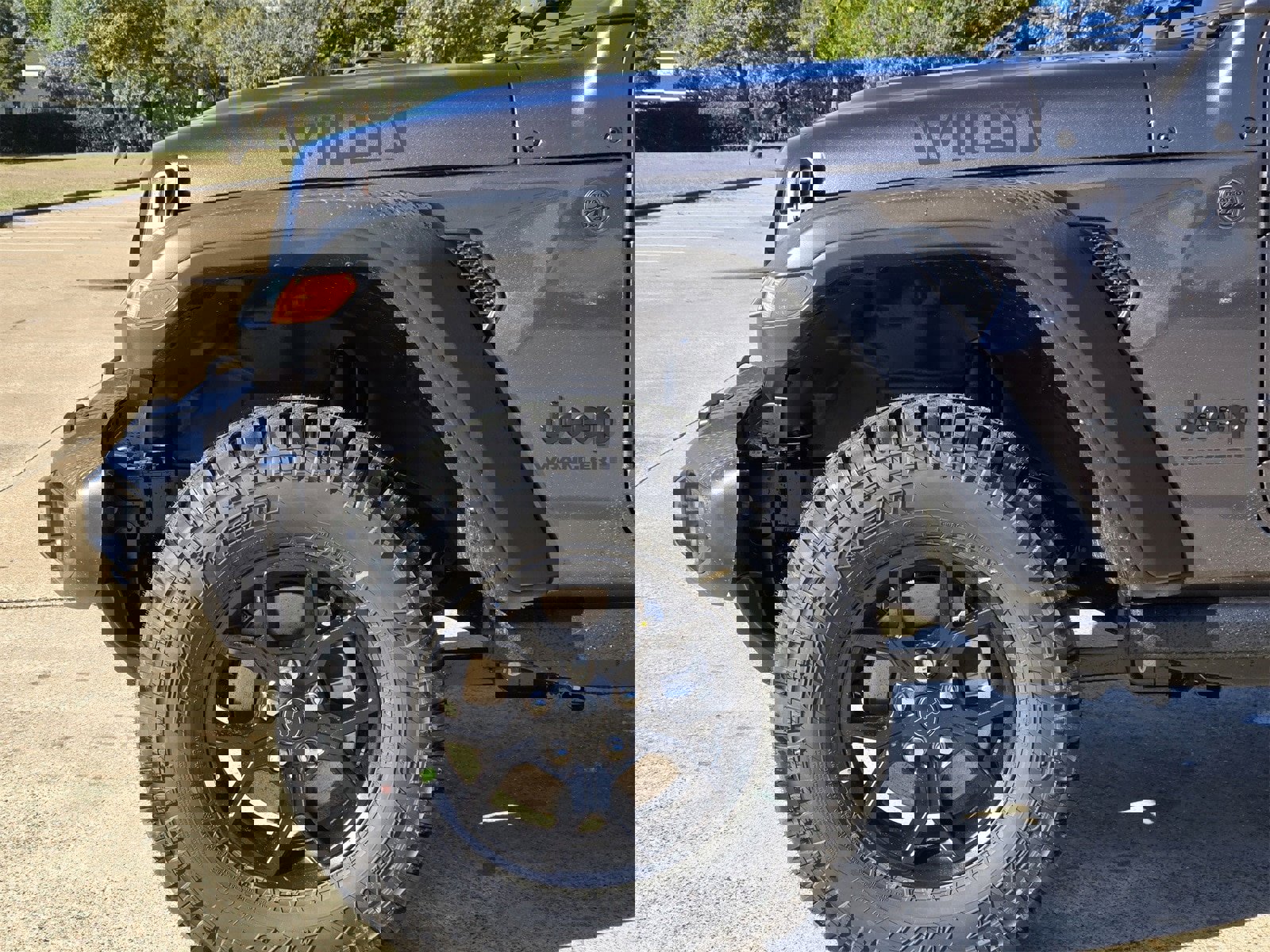 New 2026 Jeep Wrangler Unlimited Sport image 9