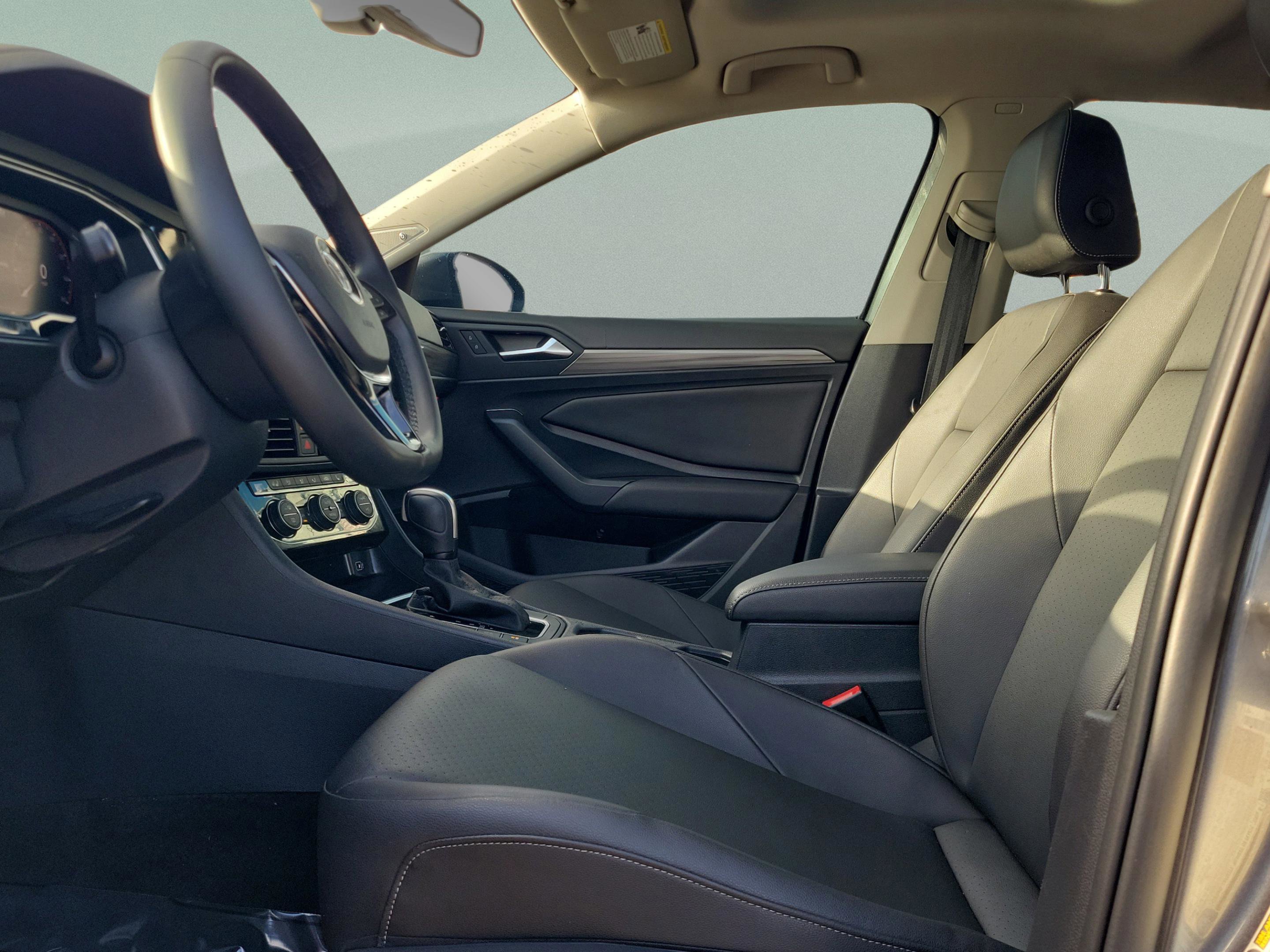 Used 2020 Volkswagen Jetta SEL image 14