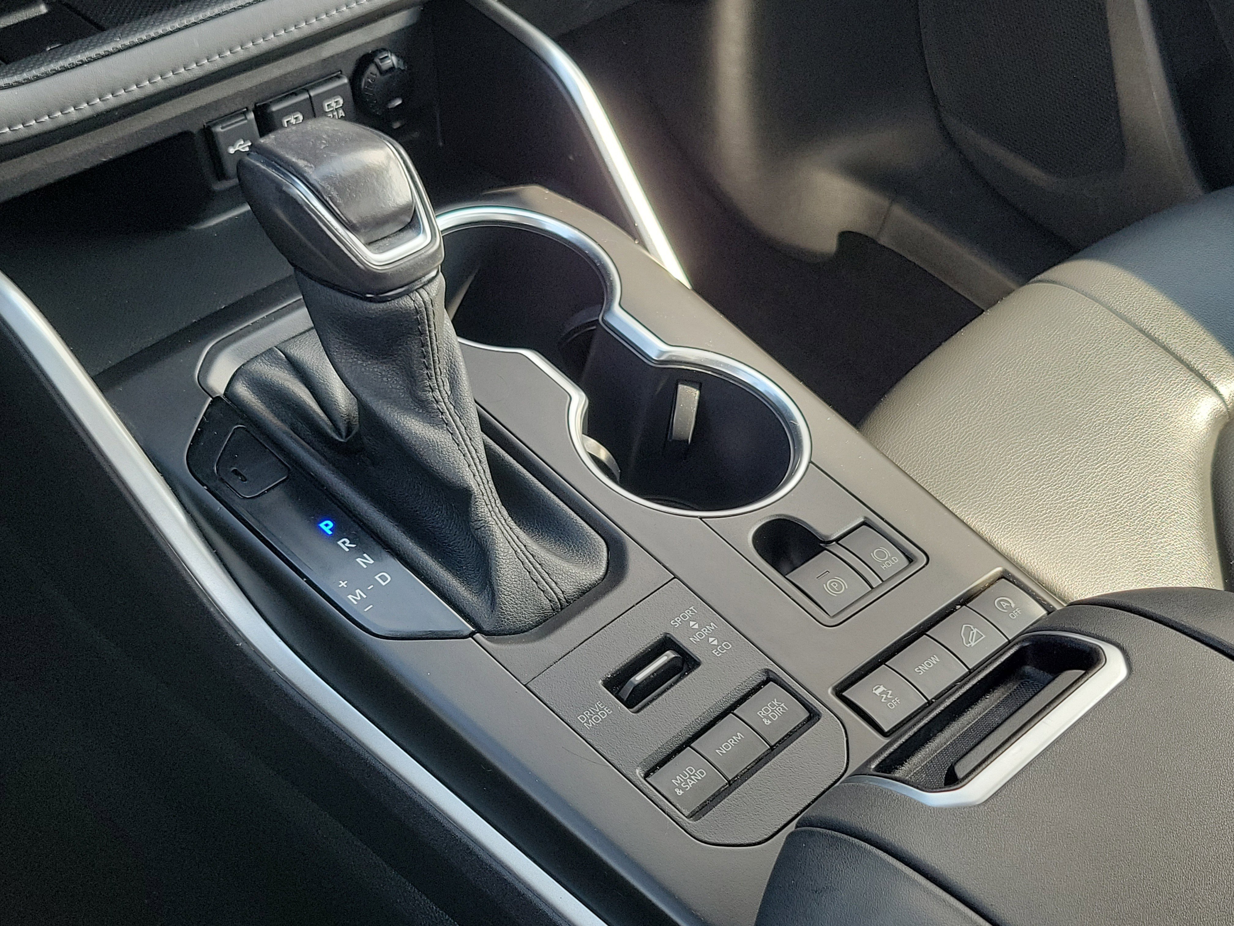 Used 2021 Toyota Highlander XLE image 33