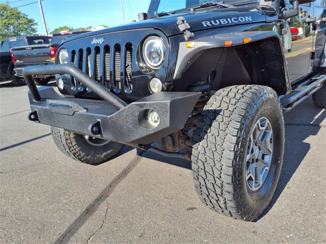 Used 2014 Jeep Wrangler Unlimited Rubicon w/ Connectivity Group image 13