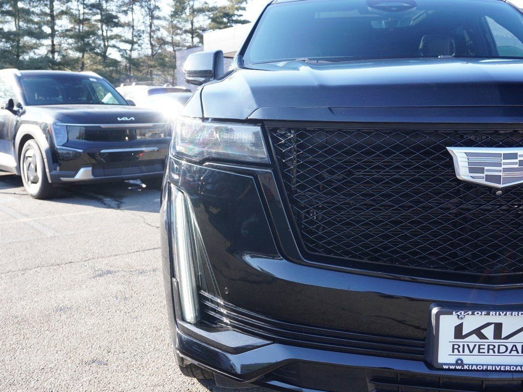 Used 2023 Cadillac Escalade Sport image 17