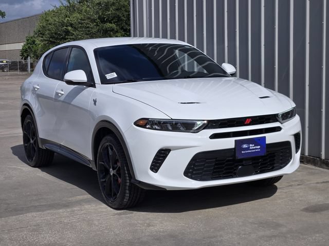 Used 2024 Dodge Hornet R/T w/ Track Pack AWD/4WD image 5