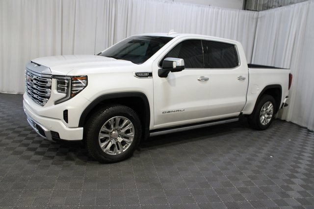Used 2025 GMC Sierra 1500 Denali w/ Technology Package image 3