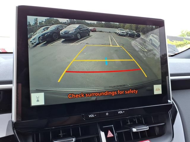Used 2026 Toyota Corolla Cross XLE FWD image 18