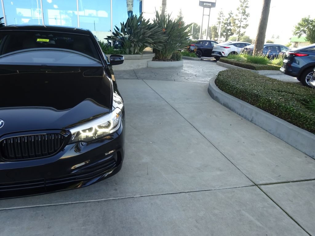 Used 2019 BMW 530i RWD image 33