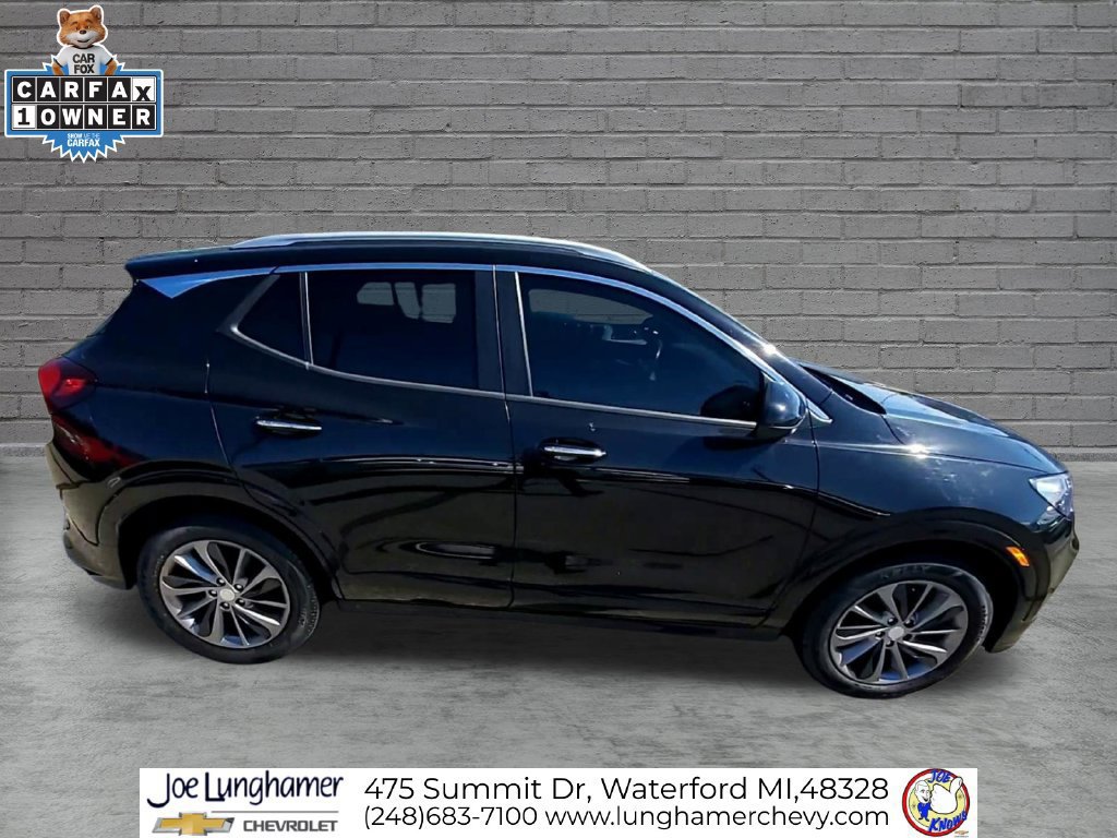 Used 2020 Buick Encore GX Select w/ Sport Touring Package FWD image 2