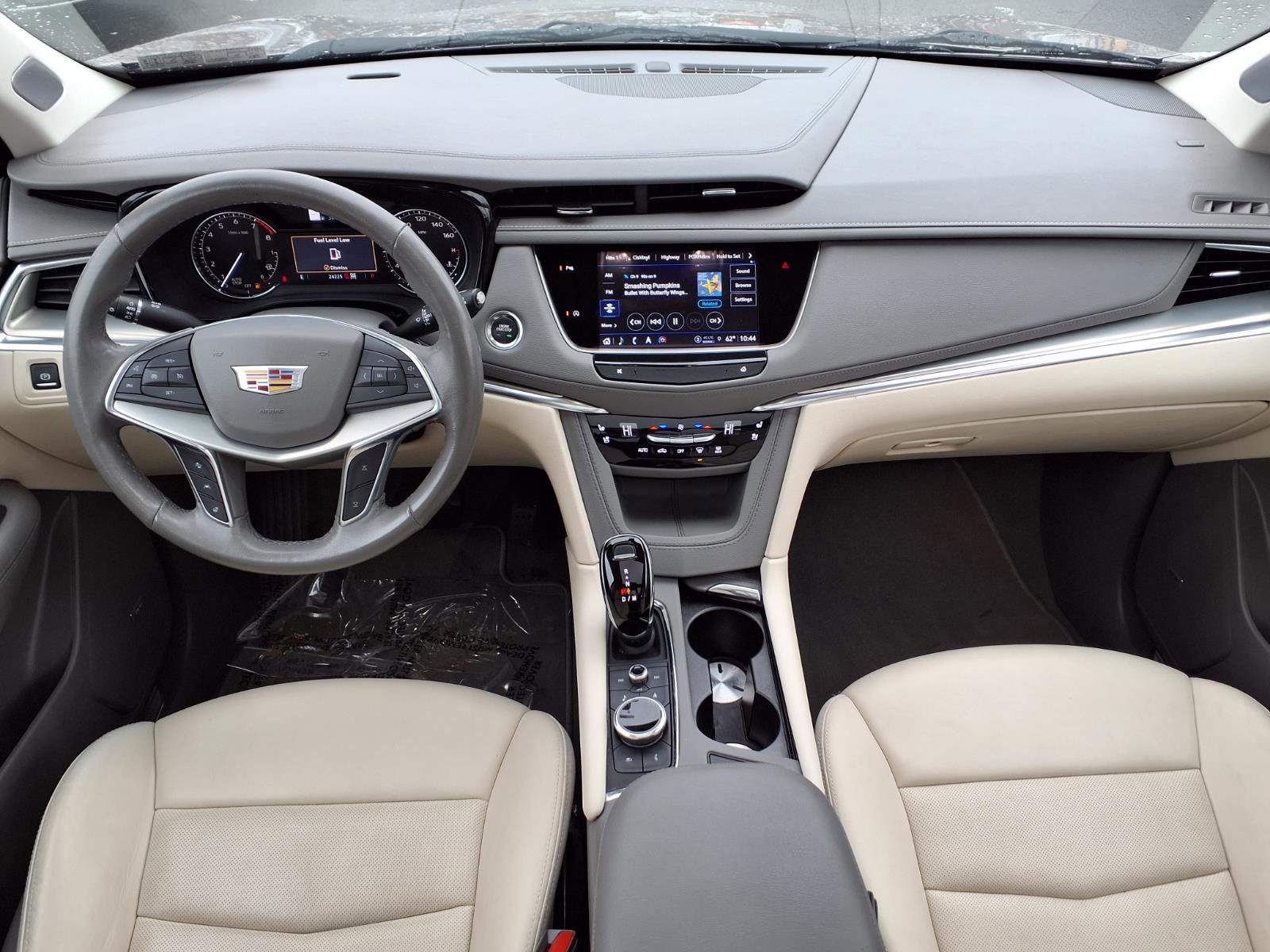 Used 2023 Cadillac XT5 Premium Luxury image 16