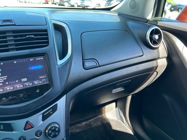 Used 2015 Chevrolet Trax LT w/ LT Plus Package AWD/4WD image 4