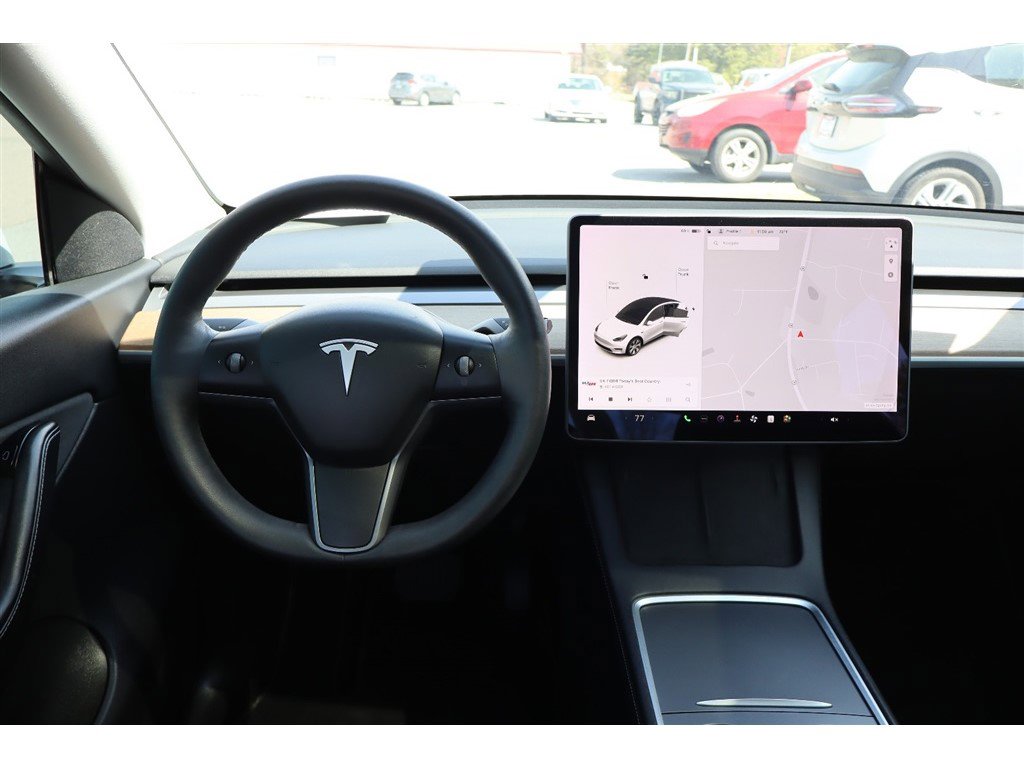 Used 2021 Tesla Model Y Long Range image 19