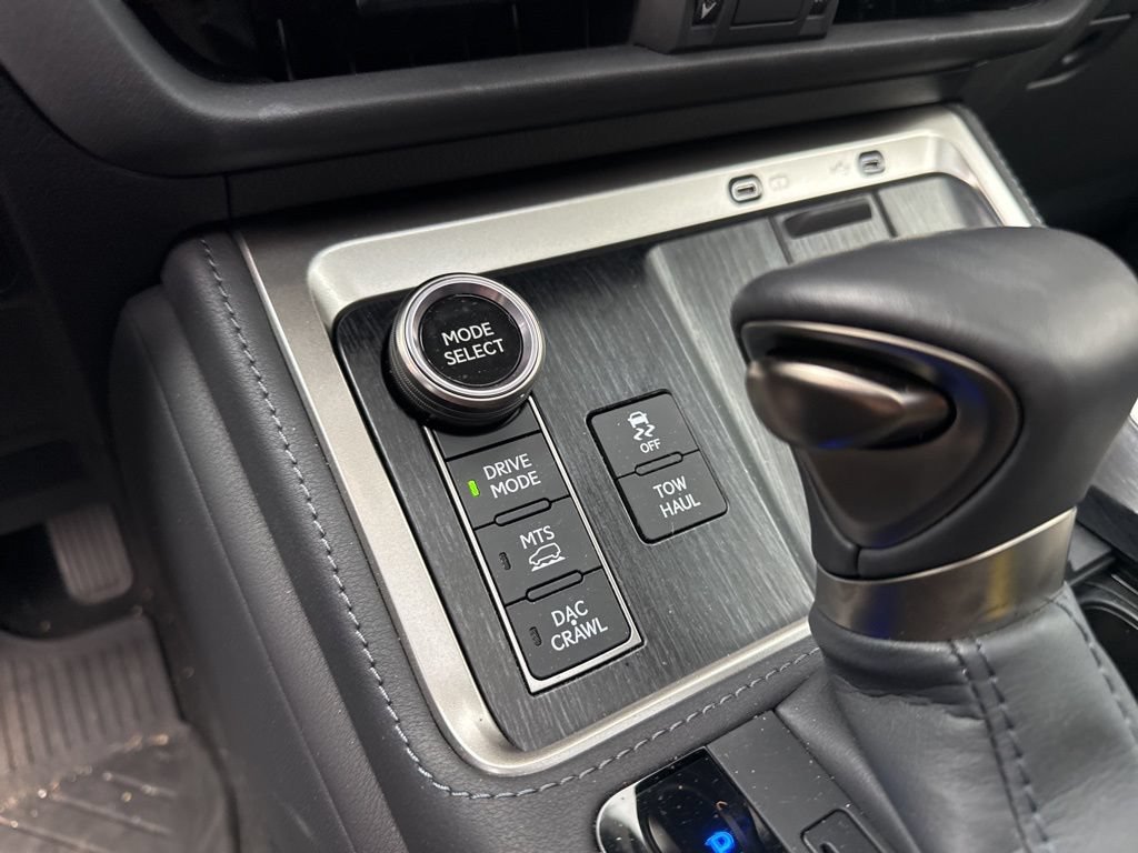 Used 2025 Lexus GX 550 AWD/4WD image 29