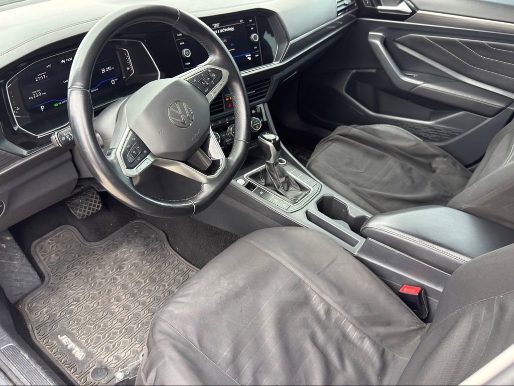 Used 2023 Volkswagen Jetta SEL FWD image 10