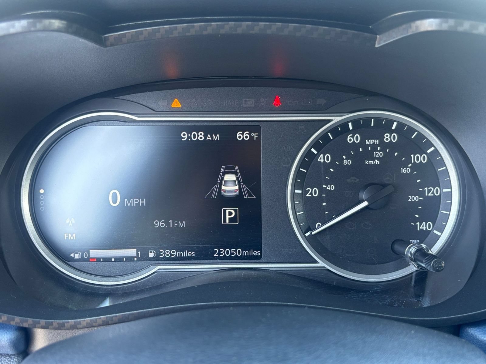 Used 2025 Nissan Versa SV FWD image 38