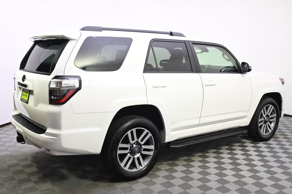 Used 2022 Toyota 4Runner TRD Sport w/ Technology Package AWD/4WD image 7