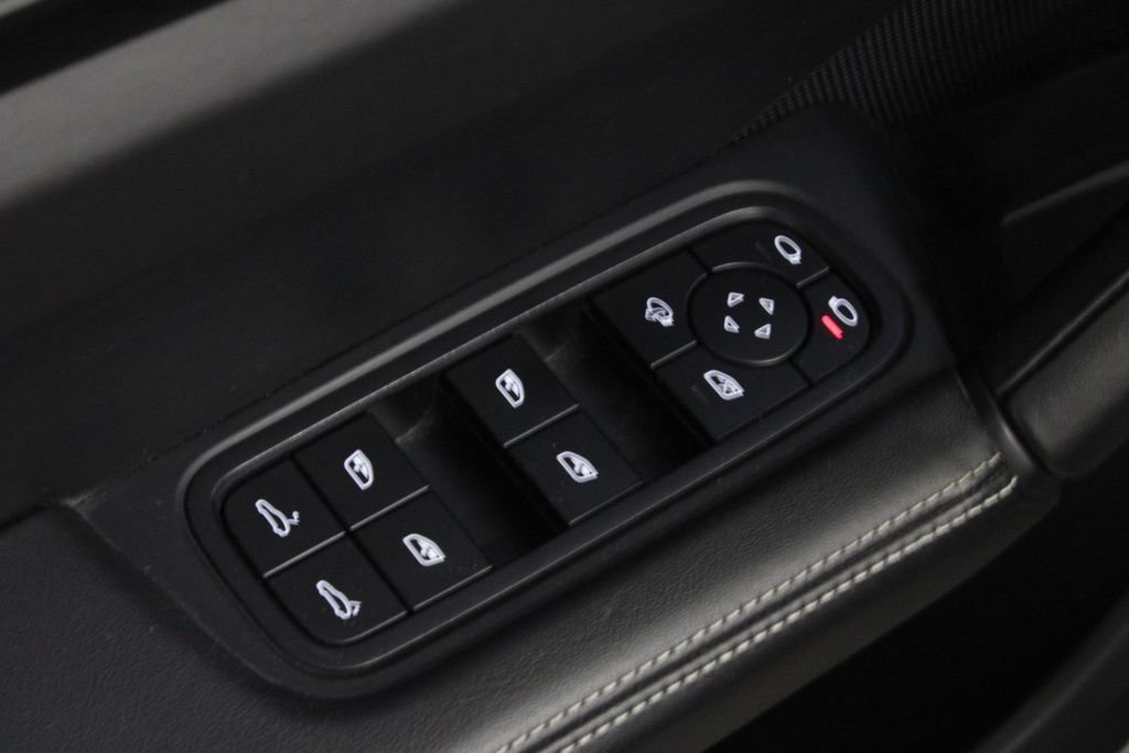 Certified 2023 Porsche Cayenne Turbo GT AWD/4WD image 19
