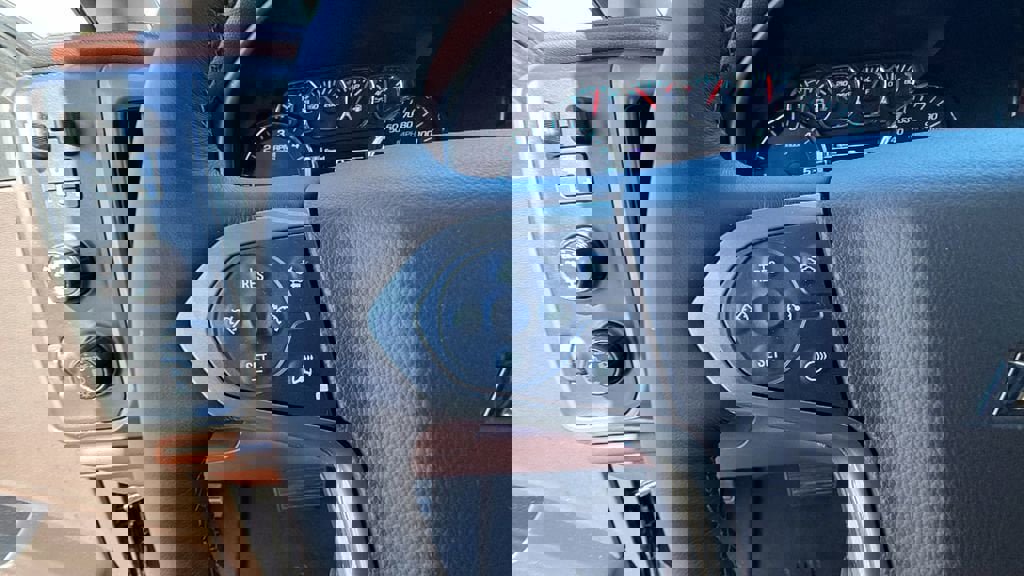 Used 2015 Chevrolet Silverado 1500 High Country w/ High Country Premium Package image 25