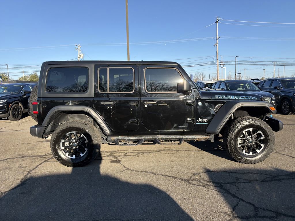 Used 2024 Jeep Wrangler Unlimited Rubicon 4xe AWD/4WD image 7