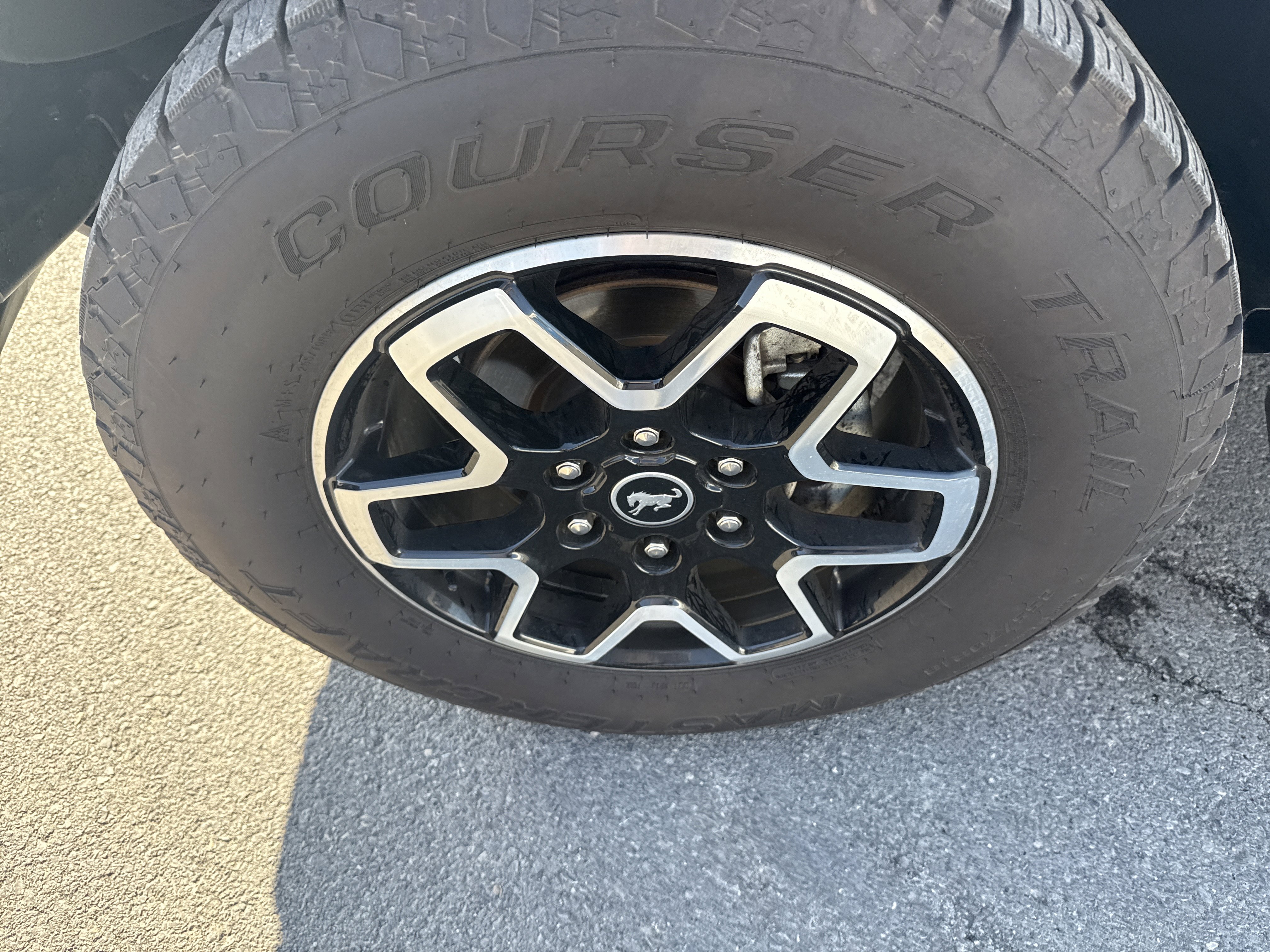 Used 2022 Ford Bronco Outer Banks image 10