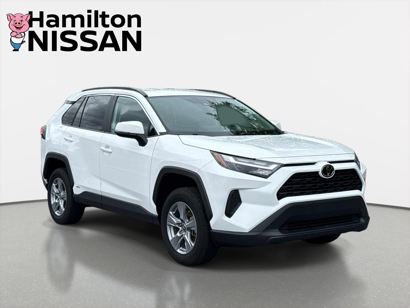Used 2025 Toyota RAV4 XLE AWD/4WD image 1