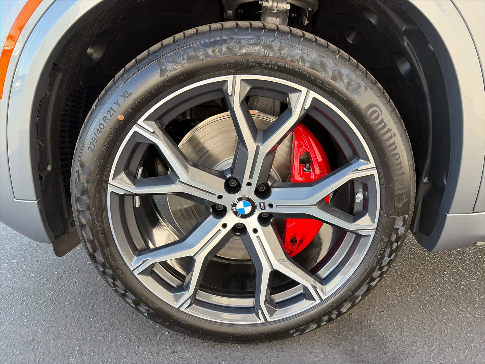 New 2026 BMW X5 xDrive40i w/ M Sport Package AWD/4WD image 7