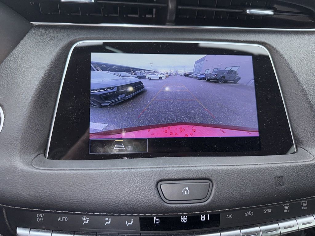 Used 2021 Cadillac XT4 Luxury image 17