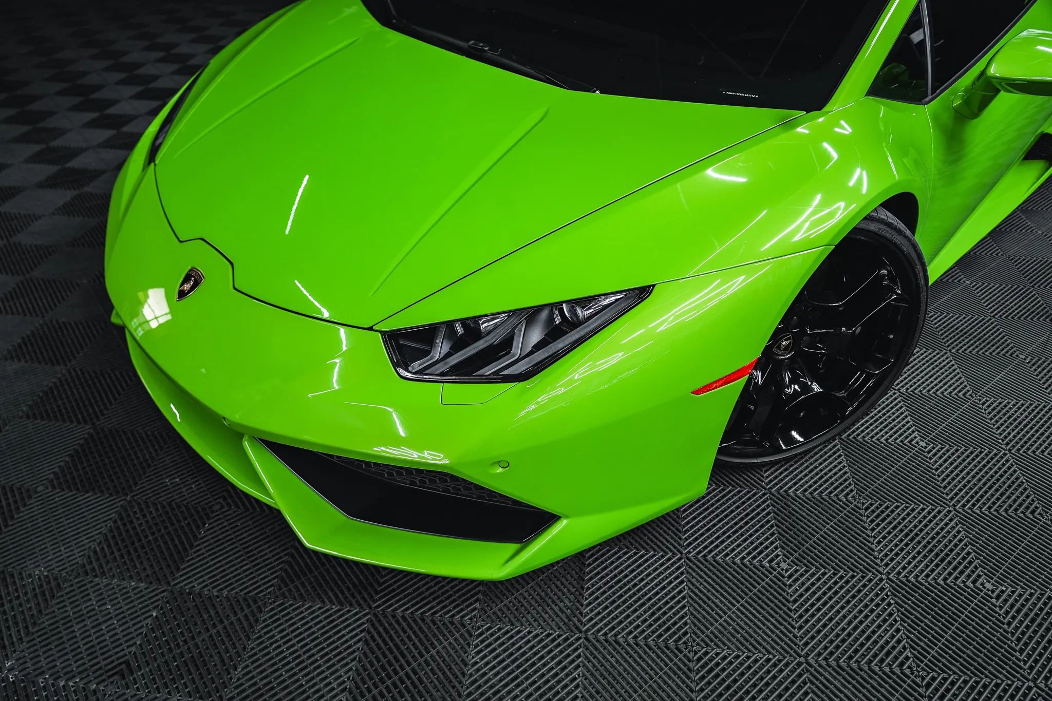 Used 2015 Lamborghini Huracan LP 610-4 image 3