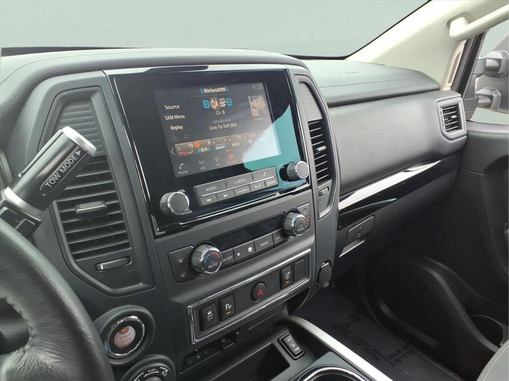 Certified 2024 Nissan Titan SV w/ SV Convenience Package AWD/4WD image 32