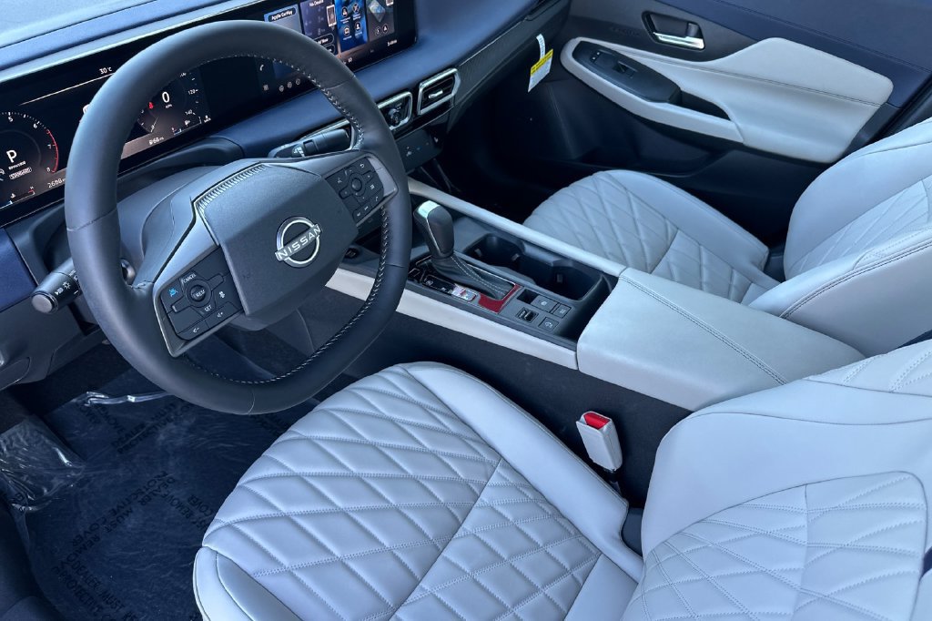 Certified 2026 Nissan Sentra SL w/ Floor Mat Package FWD image 10