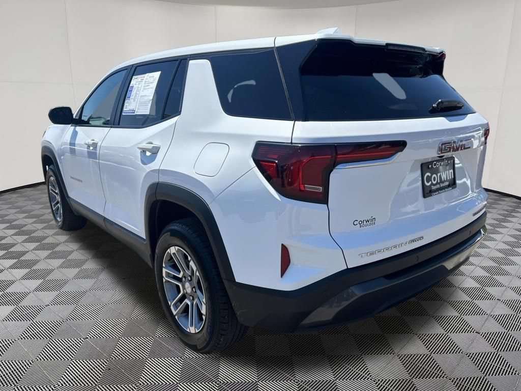 Used 2025 GMC Terrain Elevation AWD/4WD image 5