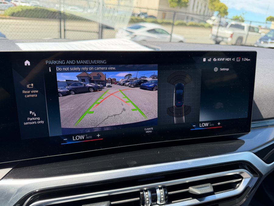 Used 2022 BMW i4 eDrive40 w/ Premium Package image 28