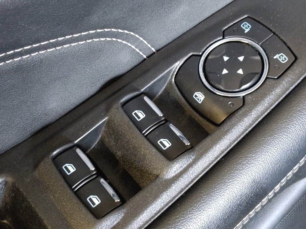 Used 2024 Ford Edge Titanium image 27