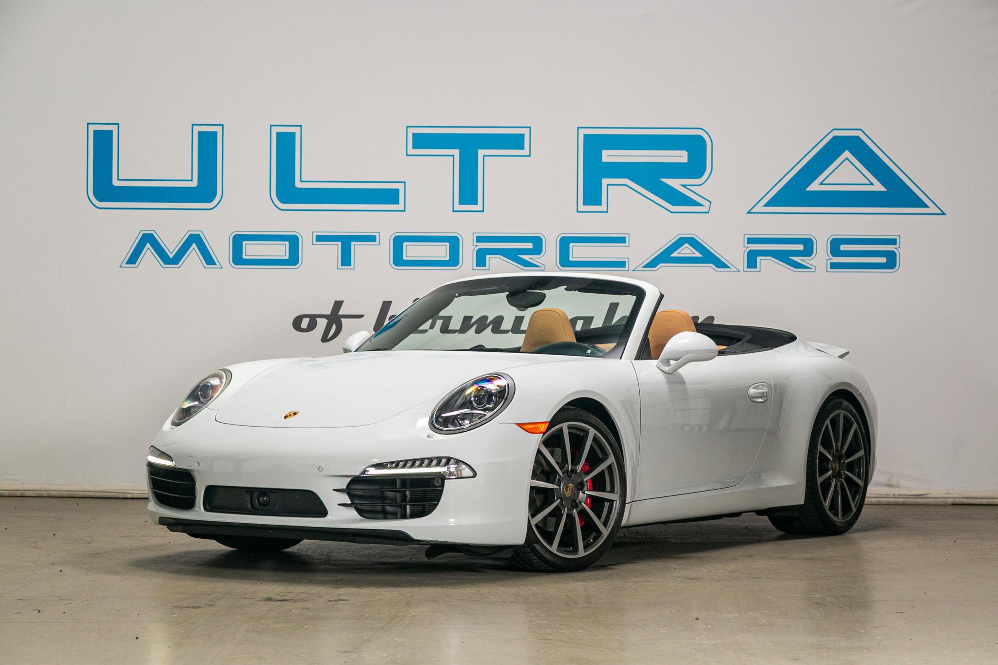 Used 2015 Porsche 911 Carrera S image 46